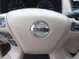 Nissan Pathfinder foto 5