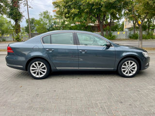 Volkswagen Passat foto 3