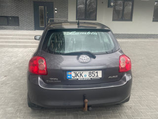 Toyota Auris foto 4