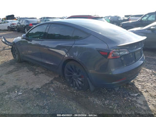 Tesla Model 3 foto 5