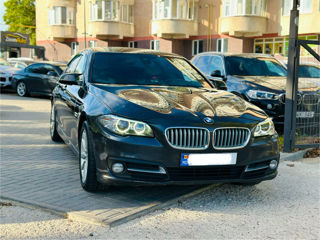 BMW 5 Series foto 3