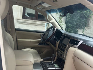 Lexus LX Series foto 9