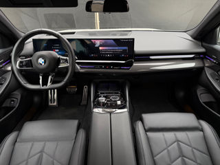 BMW 5 Series foto 9