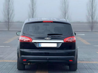 Ford S-Max foto 5