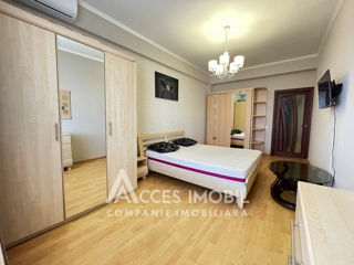 Apartament cu 2 camere, 110 m², Centru, Chișinău foto 3