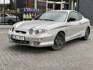 Hyundai Coupe foto 1