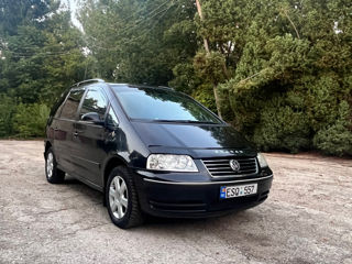 Volkswagen Sharan foto 2