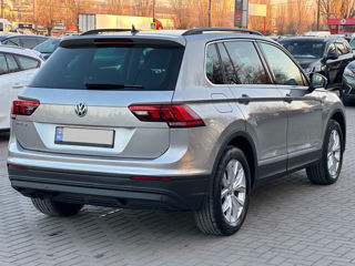 Volkswagen Tiguan foto 3