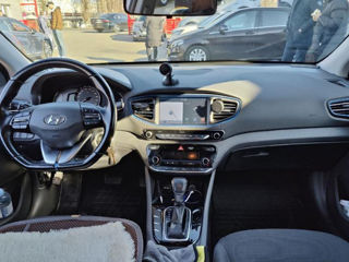 Hyundai IONIQ foto 3