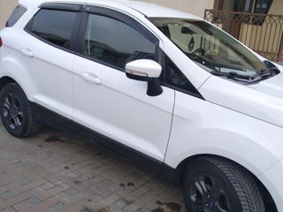 Ford EcoSport foto 3