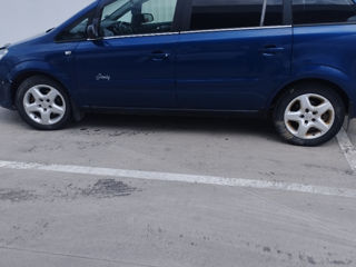 Opel Zafira foto 4