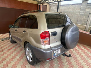 Toyota Rav 4 foto 7