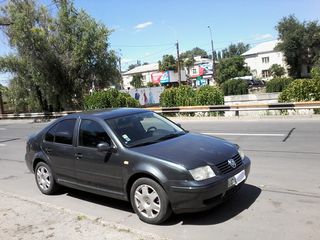 Volkswagen Bora foto 1