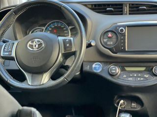 Toyota Yaris foto 7