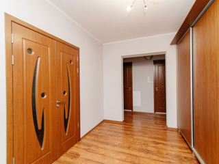 Apartament cu 3 camere, 71 m², Centru, Chișinău foto 10