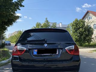 BMW 3 Series foto 6