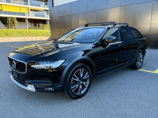 Volvo V90 Cross Country