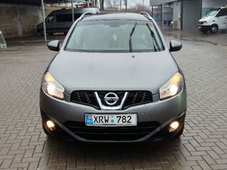 Nissan Qashqai+2