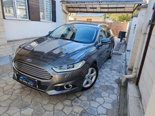 Ford Mondeo foto 3