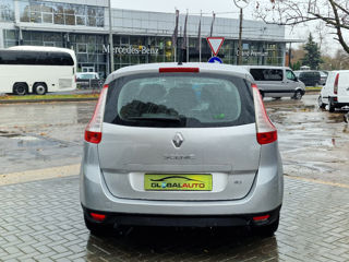 Renault Grand Scenic foto 5