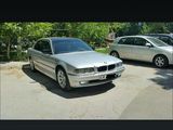 BMW 7 Series foto 2