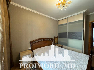 Apartament cu 3 camere, 74 m², Râșcani, Chișinău foto 3