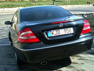 Mercedes CLK Class foto 2