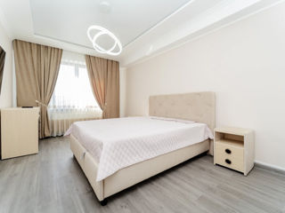 Apartament cu 2 camere, 82 m², Centru, Chișinău