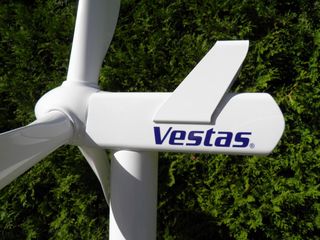 Turbine eoliene industriale Vestas foto 3