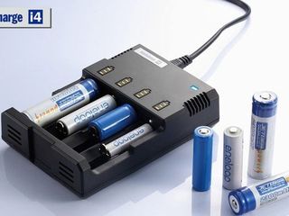 Универсальное зарядное устройство Nitecore Intellicharger i2 i4 d2 d4. foto 2