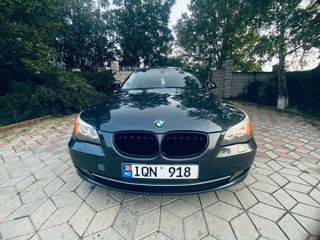 BMW 5 Series foto 4