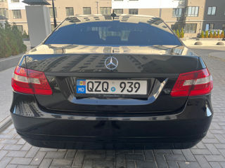 Mercedes E-Class foto 4