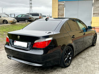 BMW 5 Series foto 4