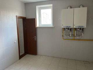 Spatiu comercial, oficii, depozit in or. Stefan-Voda. suprafata 580 m2, euroreparatie! foto 10