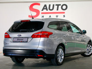 Ford Focus foto 2