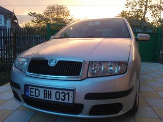 Skoda Fabia foto 1