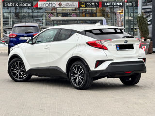 Toyota C-HR foto 5