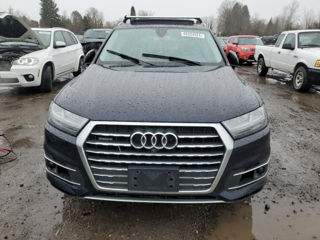 Piese Audi Q7