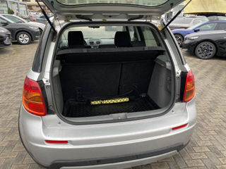 Suzuki SX4 foto 17