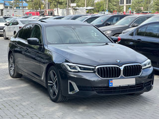 BMW 5 Series foto 4