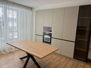 Apartament cu 3 camere, 102 m², Ciocana, Chișinău foto 2