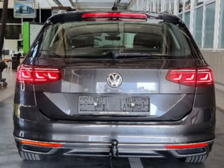 Volkswagen Passat foto 3