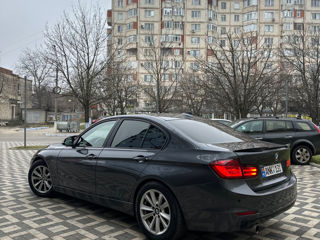 BMW 3 Series foto 7