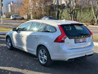 Volvo V60 foto 6