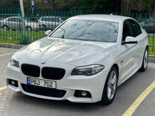 BMW 5 Series foto 2