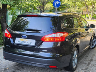 Ford Focus foto 15