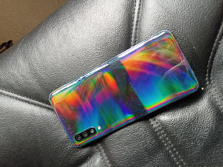 Vând Un Samsung Galaxy A50 foto 4
