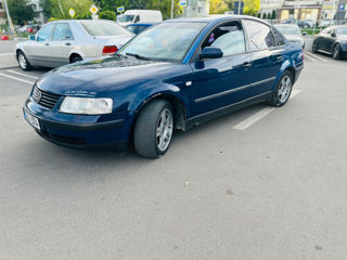 Volkswagen Passat foto 2