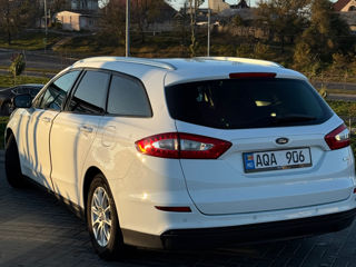 Ford Mondeo foto 4