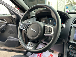 Jaguar F-PACE foto 11